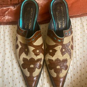 Vintage Cowboy slide heels